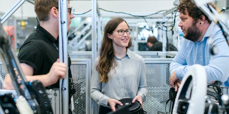 How Manufacturers Can Use Technology to Drive Employee Productivity